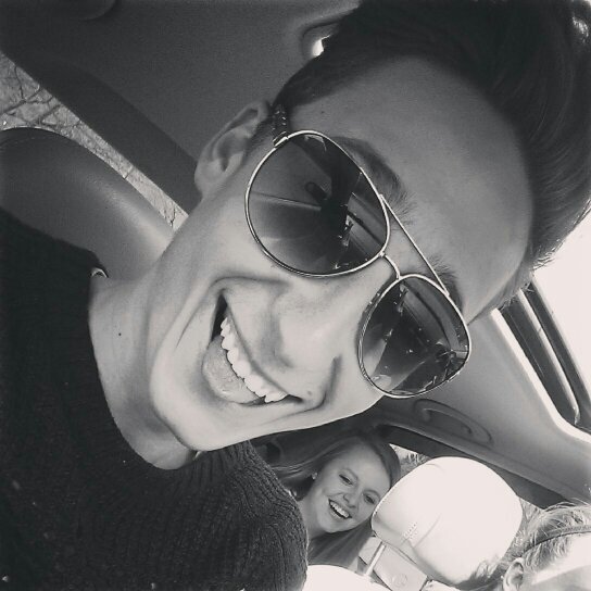 RorylolWright's profile picture. Small time youtuber trying to get big! Help me out and follow + subscribe! @Collinskey follows!