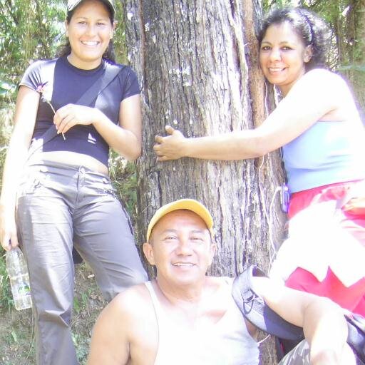 AMO LA PAZ PARA MI TRANQUILIDAD Y LA DE TODOS LOS SERES QUE HABITAMOS MI LINDA PATRIA .PARAÍSO QUE DIOS NOS REGALO