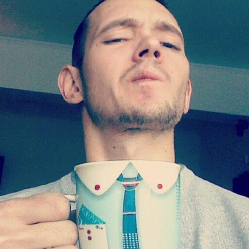 Все еще работаю не поднимая рук в https://t.co/G7XMHtUYwE