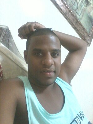 Bronx native. College Grad. I have a target for succes and my aim is steady