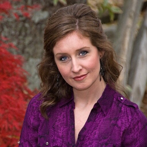 Stacy Marie Walker is a Christian singer songwriter whose sermon songs call the Church to TRANSCEND for the glory of Jesus Christ.