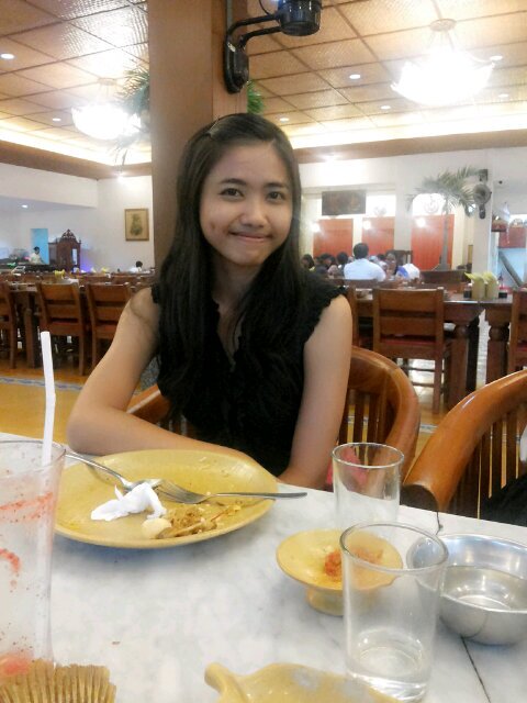 indahprmatahati's profile picture. Axoplasmic 12