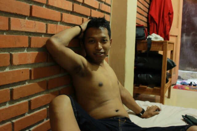 Hidup diBikin Enjoy aja, ƍäª pake riBet. #Tante or Cewek Horny blh add pin:3313D4E2 ,#Real,Dm,CS,Ps hayoo.28thn paling suka 69