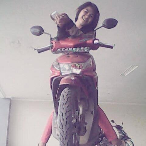 Virdha yuniar ~ wanita cantips || photografer || model || love singging || red and grenn || add virda yuniar || singgle{} add me : Em Bem