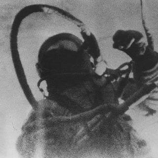 b_k_b_r's profile picture. Techno.
Spazio/Tempo.