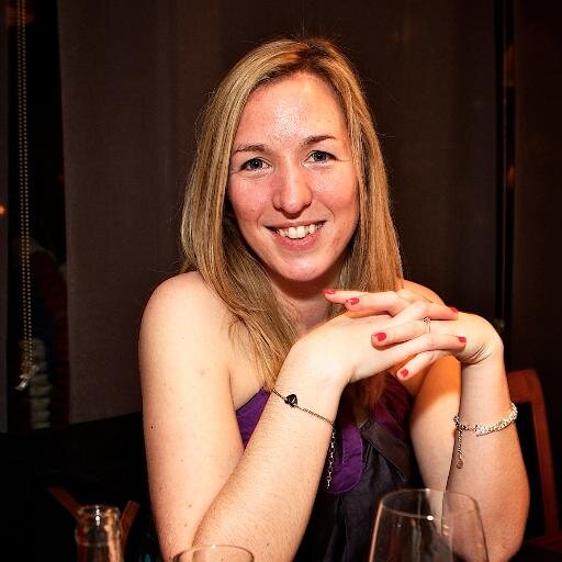 Content & Community Manager. Facebook and iPhone Addict. Capricious with many blonde moments... Yes, it's me! ;)