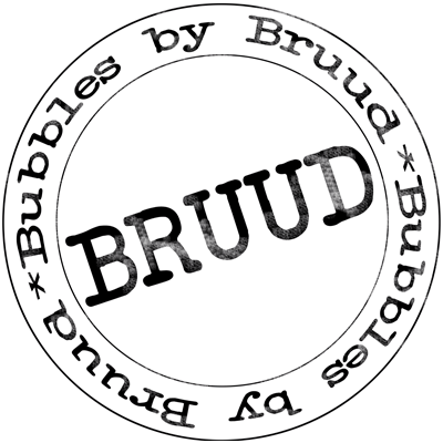Importeur van uitsluitend mousserende wijnen. Wij gaan dé bubbelspecialist van Nederland worden. 100% Eigen import. FB: http://t.co/Ky7GwRvVJt