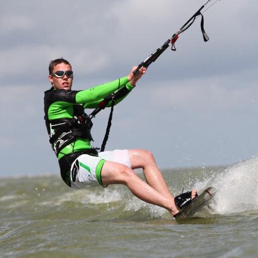 | Kitesurfen | Uitgaan | Apple | Zwemmen | AJAX |
