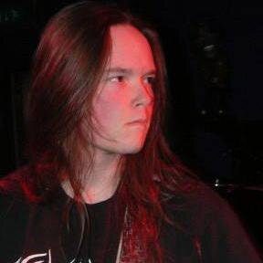 Snark knight music journo for @Onemetal, acoustic consultant, bassist for @Christgrinderuk.