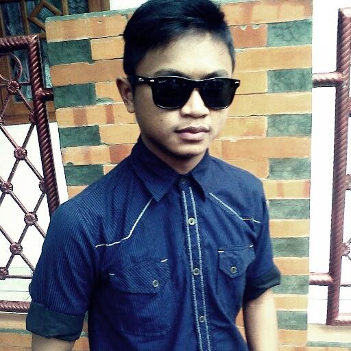 McKukuhKurnia's profile picture. @koe2h_koernia (kukuh kurnia) | 08 April 1996 | SMA N 2 CIMALAKA | fans club Chelsea FC and Persib Bandung |
Follow me okyyy ... !!