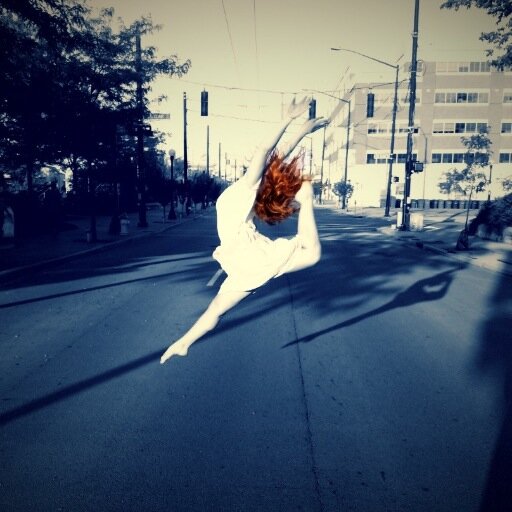 Aerialist & acrobat