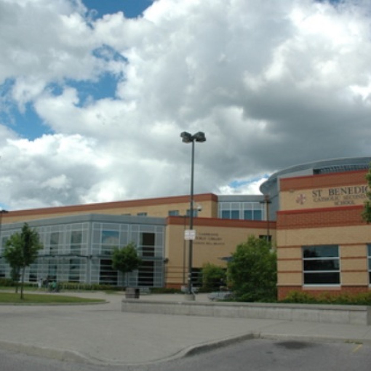 RBennies's profile picture. #benniesproblems #relateablebennies