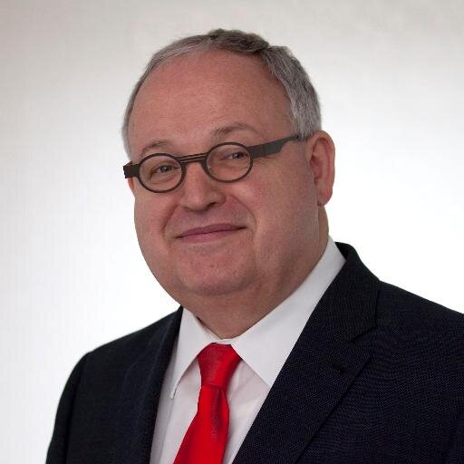 Journalist, Stadtrat, Kreisrat, Regionalrat.
