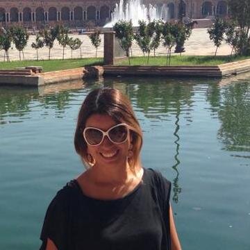 Passionate about Digital Marketing, dog lover, TV addicted. Proud Brazilian living in London. Opinions are my own.