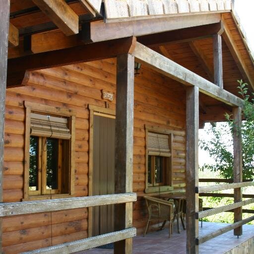Alquiler de casas rurales ofreciendo un alojamiento rural diferente, orientado al descanso; en las Lagunas de Ruidera , una visita que seguro no le defraudará.