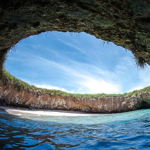 DELFAN141's profile picture. من در ایران زندگی میکنم و نامم افت هست و ساکن خرم ابادم نزدیکیهای سبزه میدان