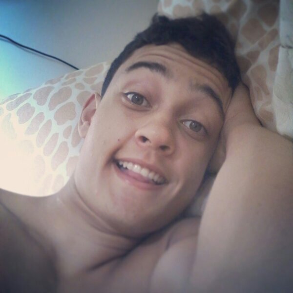 Abençoado Por Deus, e bonito Por Natureza ♫ / É MEMO ? É NAADA ♪ rs (H)
http://t.co/Vz4kIwkIbo