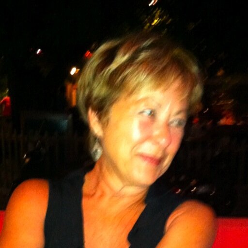 CarolynHCrabtre's profile picture. Changing Dreams Into An Address