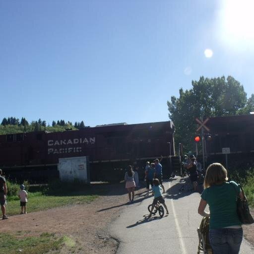 leonel2romero's profile picture. La verdadera tragedia de los pueblos no consiste en el grito de un gobierno autoritario, sino en el silencio de la gente: Martin Luther King