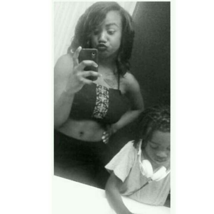 Tweet_MeeBoo's profile picture. FMOI : xoxo_girlss