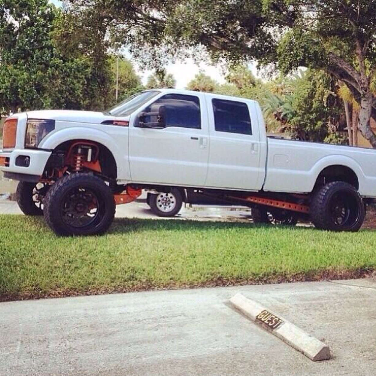 Submissions of trucks or girls to snapchat @fatgirlscant
