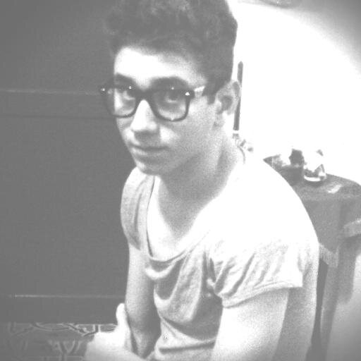 Falo menos que como. http://t.co/phBxLSPfeK