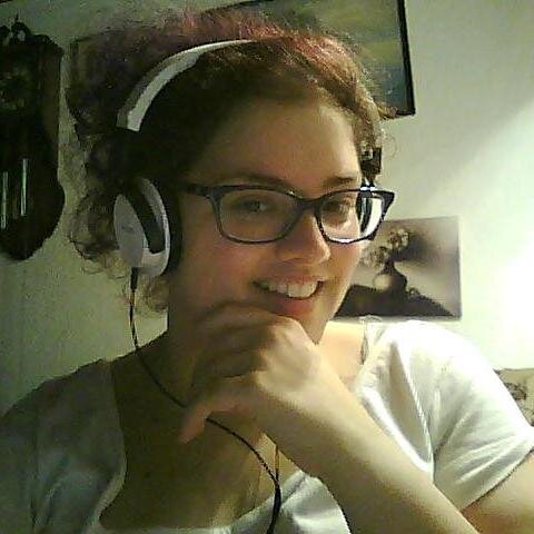 Viciada a los k-dramas, fanática del k-pop, A.R.M.Y. ELF. Suju. BTS. Saranghae! Fighting !!!
