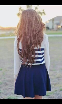 'Tra circostanze assurde, starmi vicino è difficile. C'è chi le ha provate tutte ma la mia vita è un pianeta invivibile.' Emis ❤
