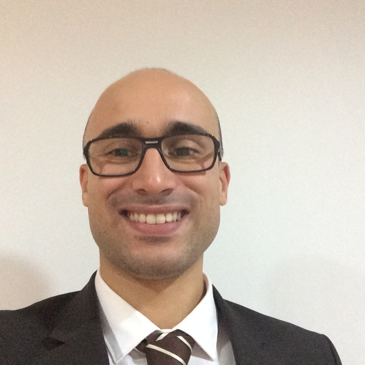 Working on commitment - PhD in Business Administration.
Interested in marketing, digital marketing, social media, sport, travelling, ancient history.