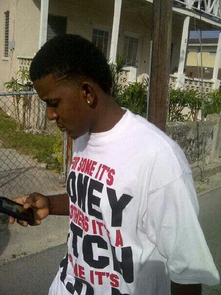 |†hê ßïrÐ ïz †hê wörÐ football||music||bamboo|||weed :3  #KGlll`~
                              (thug passion)
