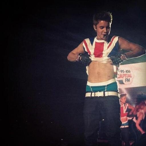 FOLLOW FREE, DON'T FOLLOW ME | follow @iSwapItBieber