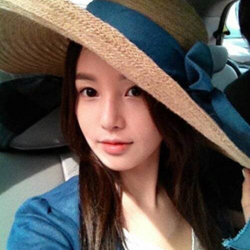 THEgreatYUKI's profile picture. Ang magandang baliw na baliw kay Red.