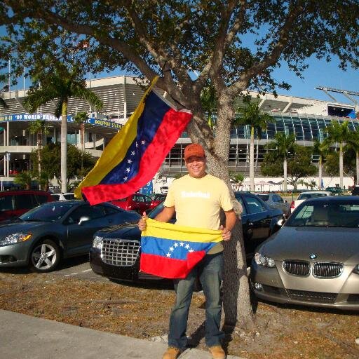 Fanático de los deportes en especial Baseball LVBP - MLB y Basketball. Seguidor de las Águilas del Zulia. Vinotinto 100%