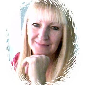 Ulrike is an Austrian author/writer/metaphysics teacher who has written 4 books and is working on the Better Living through Right Thinking series. Join me!