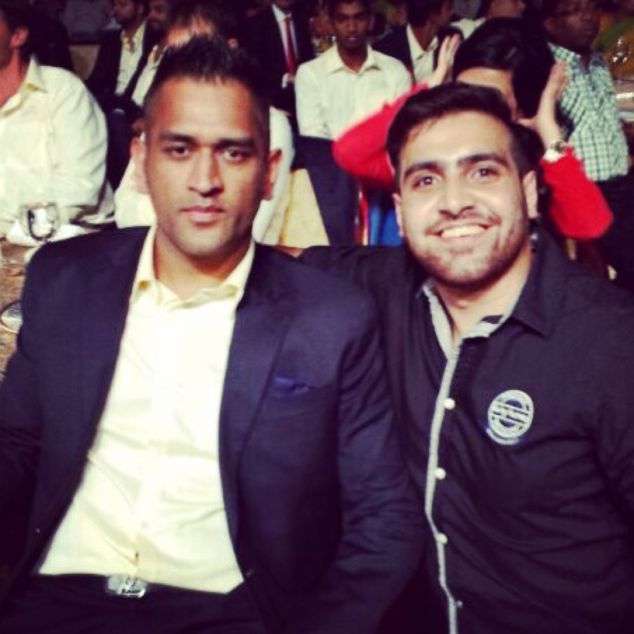 AnwarLakdawala's profile picture. I'm an 'influencer' because I influence bad decisions also I dont stalk, I investigate ;)