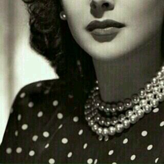 ‏وهناك سعاده اسميتها آمي وآبي رجوتك إلهي لاتذقهم حزناُ واجعلهم اسعّد خلقك ~
