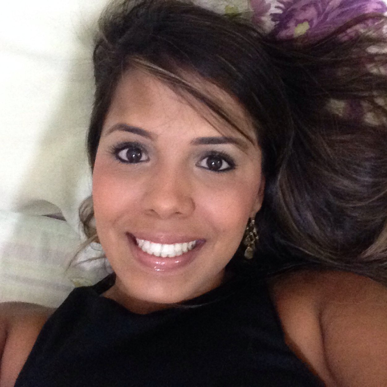Jovem, carioca e advogada, sempre com um belo sorriso, alegria e amor no coração... muito prazer!!!!!
