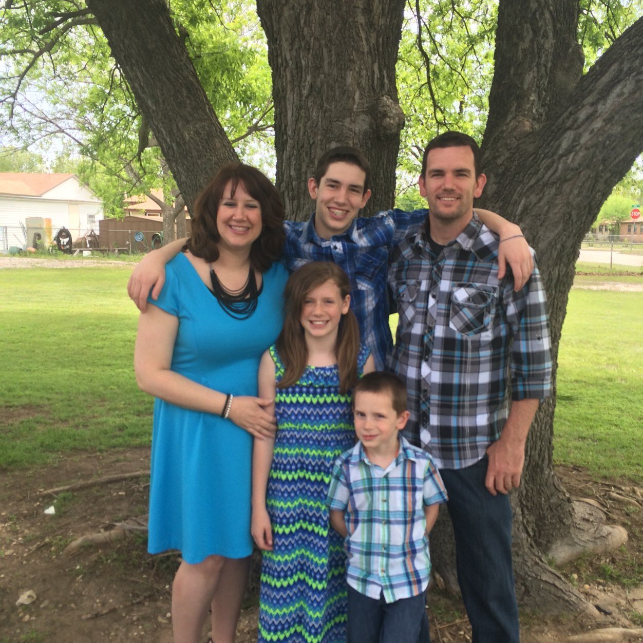 Redeemed by Christ, lover of my wife, happy father of three.