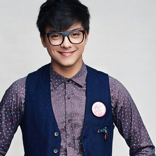 Follow us and be one of @imdanielpadilla's wives. ✌ | Handled by his 5 legal ones. | DON'T COMPLAIN.
