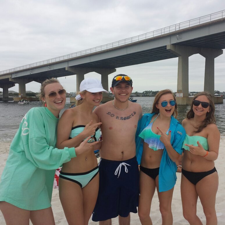 larryLAW69's profile picture. #No ragrets!!!!!!!!!!!!!!!!!