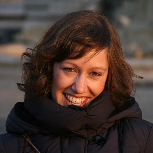 Curious & engaged customer expert @ Partena Ziekenfonds, passionate about empowered patients, enjoying Ghent city, living love & loving life