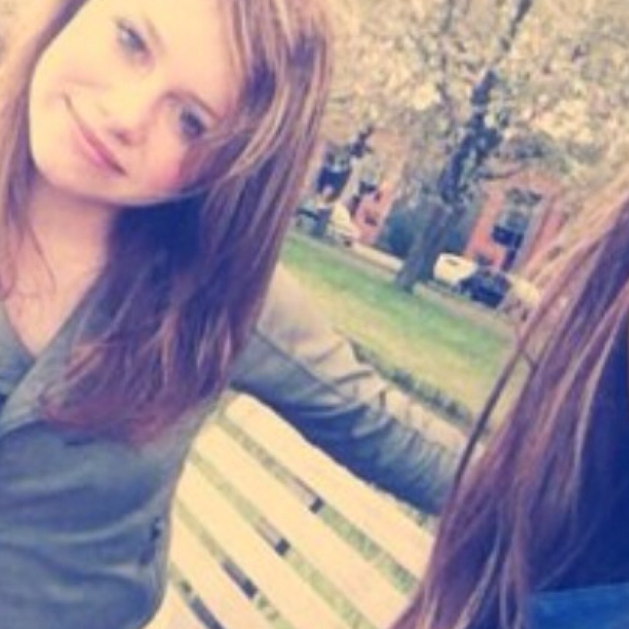 Iloveyouu xx @itsliesssx