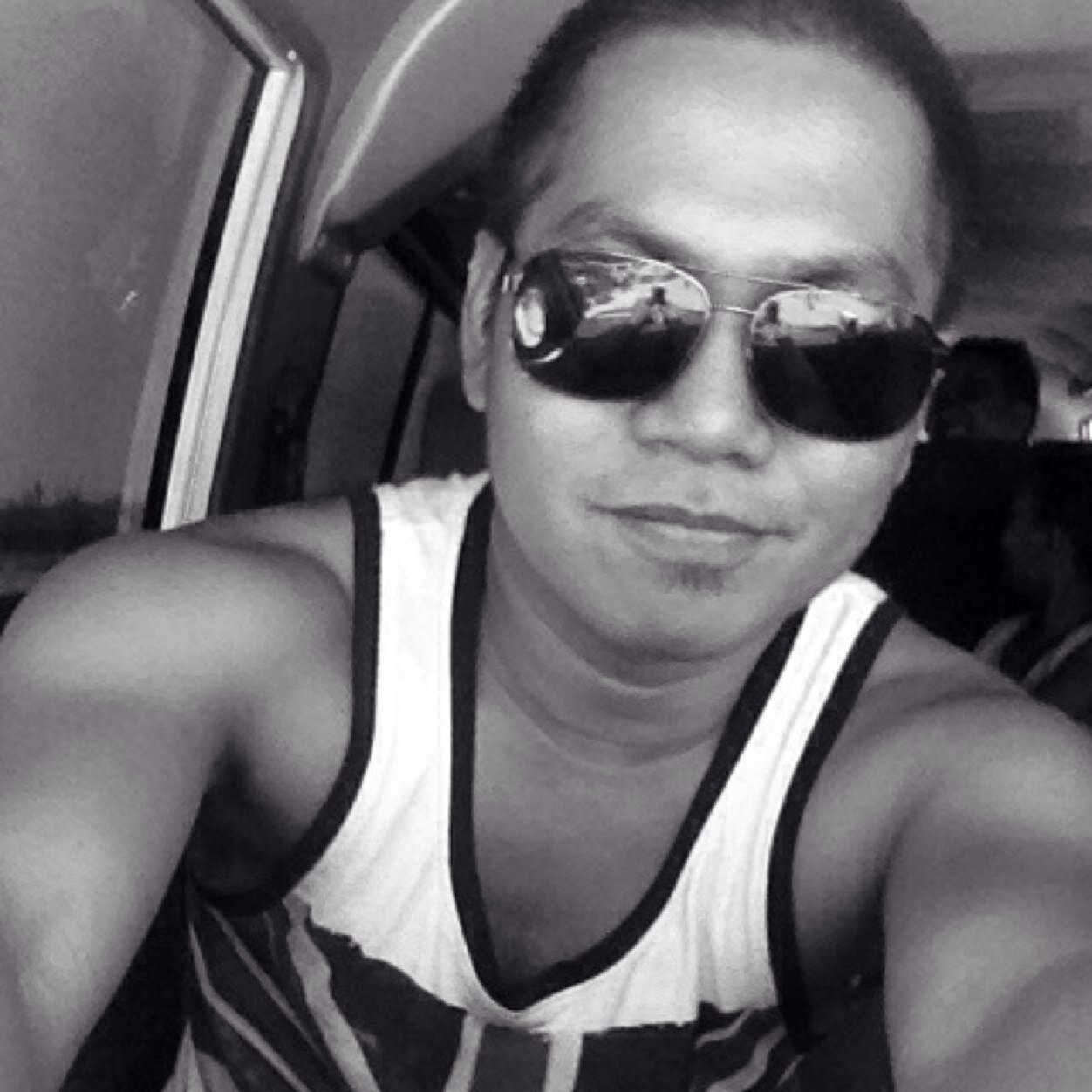 BPO Trainer. Cineaste.
