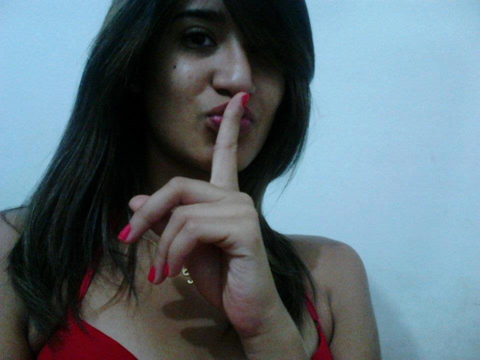 Às vezes, as pessoas que estão a milhares de quilômetros de distância podem fazer você se sentir melhor do que as que estão bem ao seu lado.