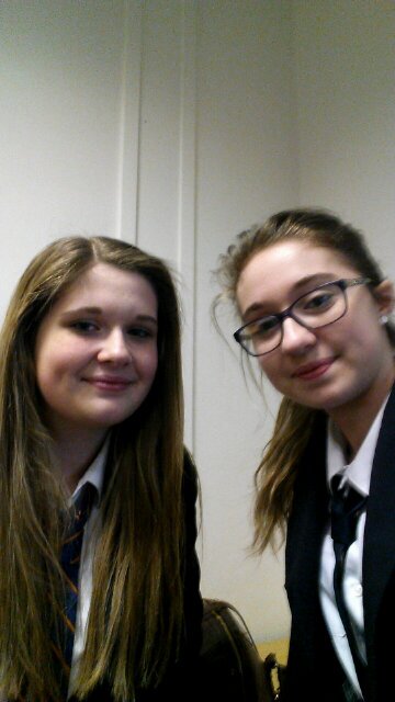 Follow me i'll follow you back x