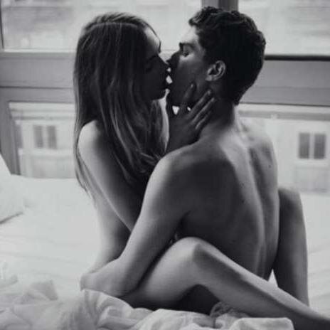 En un beso sabrás todo lo que he callado.