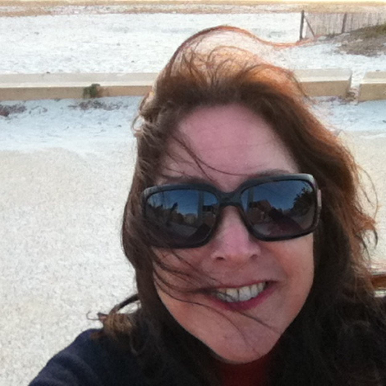 Vibrant, eclectic, comical and loves chocolate !!!