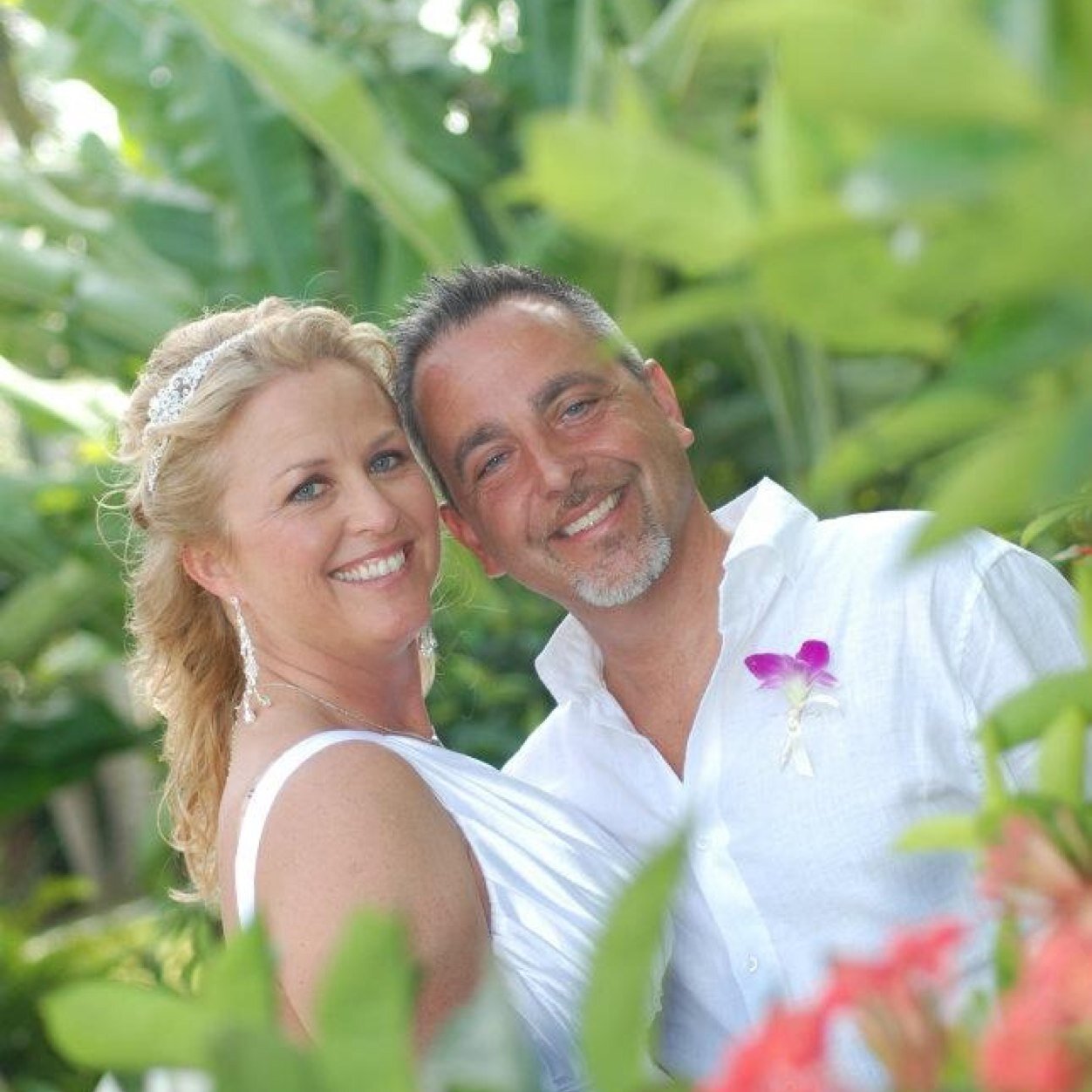 afazza40's profile picture. 