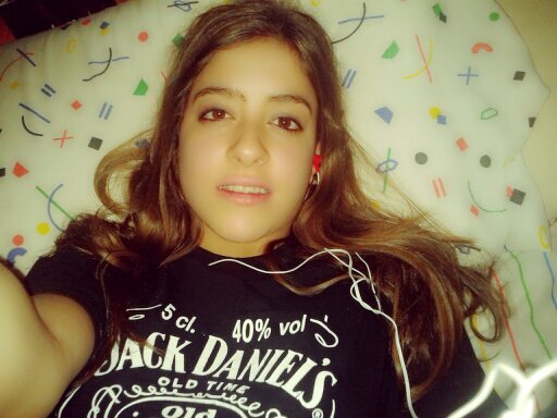 MADRIDISTA Y OROPESANA 
las cosas buenas duran poco pero las malas no son para siempre. No soy creida,sólo me quiero mi misma .DSMDR