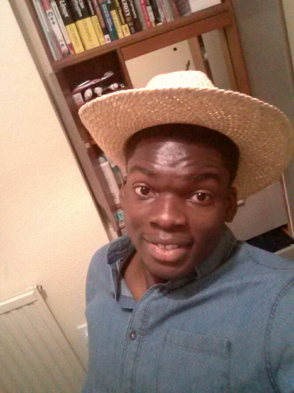 EdwinAhaka's profile picture. 